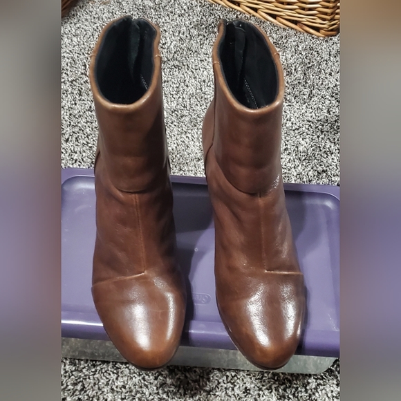 RAG & BONE Heeled Ankle Boots ☆ Heel Zip ☆ 3" Heel ☆ SIZE 37 EUR or 7 US WOMENS - Picture 4 of 11